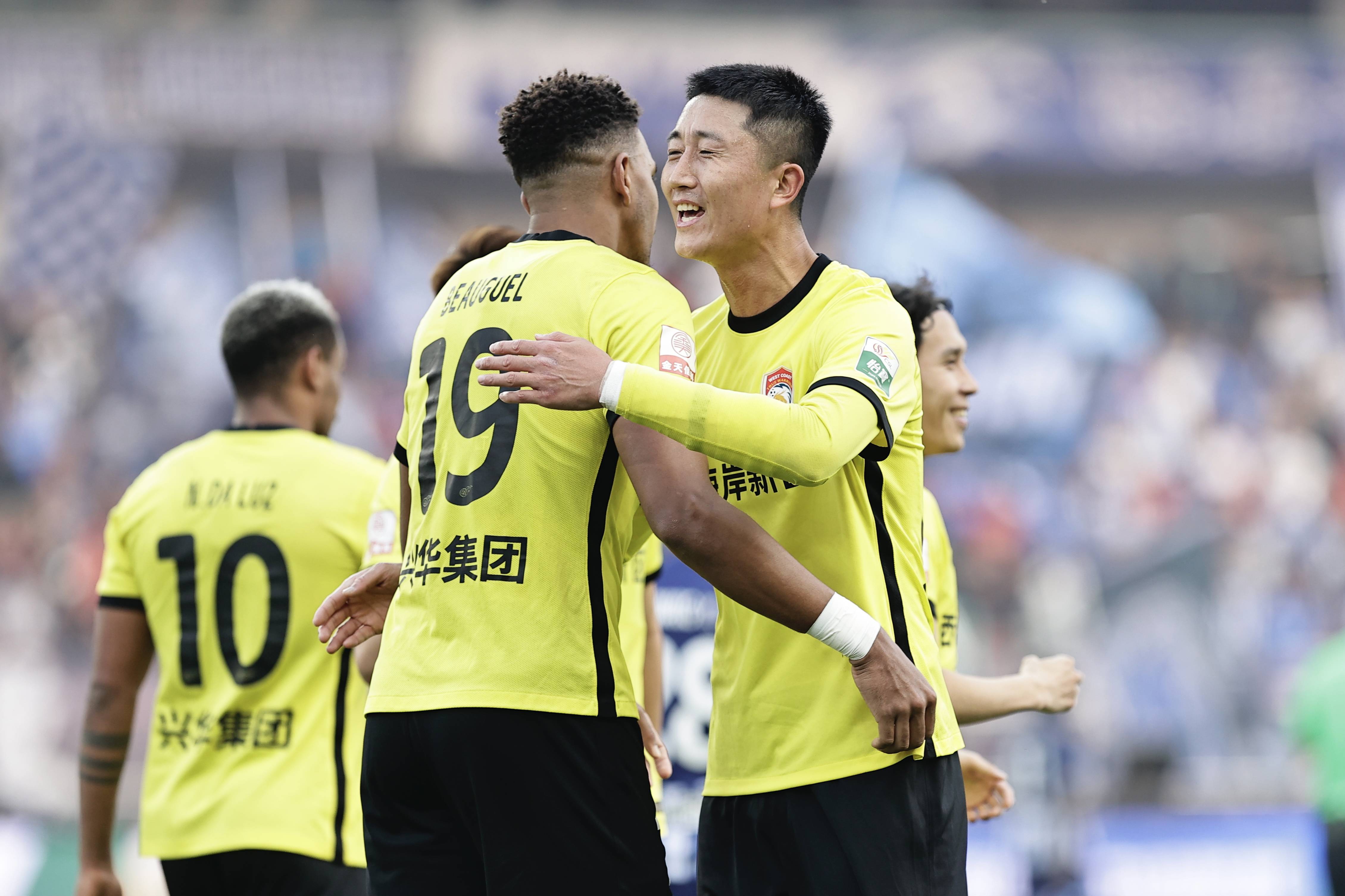 乌兹别克斯坦球队出局，中亚联队再添一损