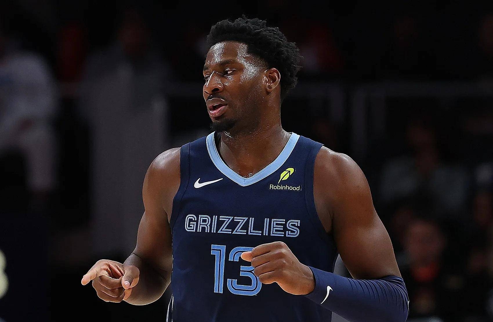 快船主场大胜灰熊,浓眉贡献22分 快船主场大胜灰熊,浓眉贡献22分