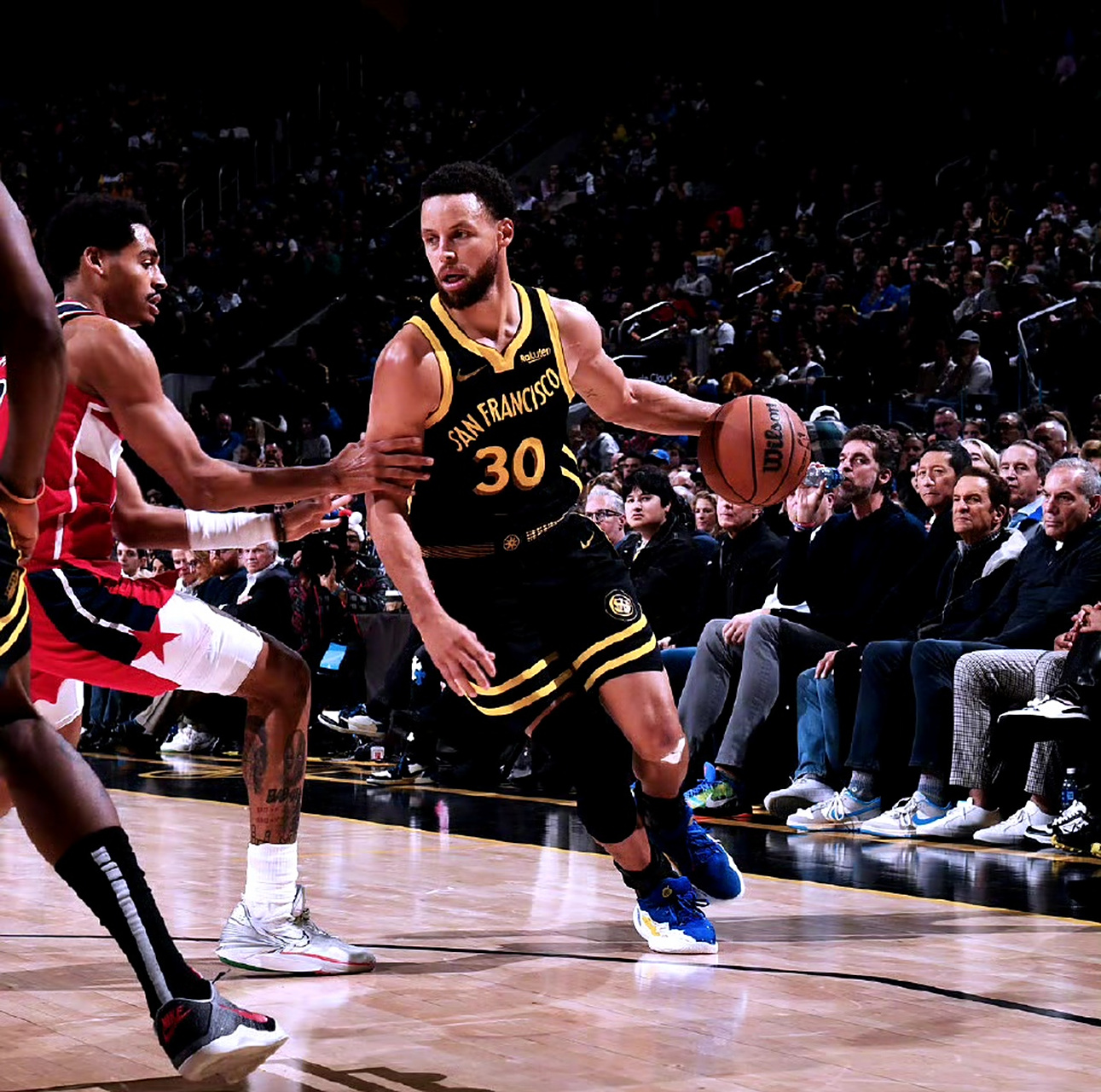 勇士力克国王，普尔维特19分表现出色