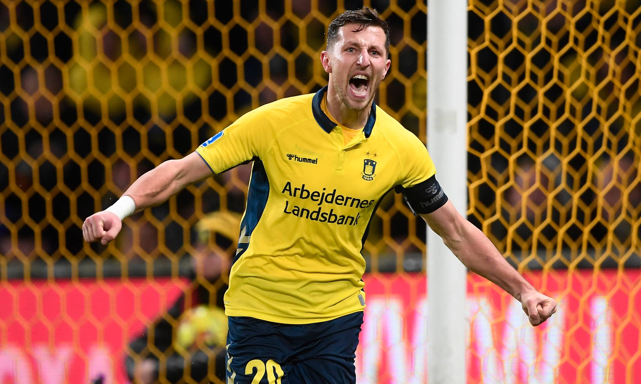 关于丹麦客场击败比利时，实现突破性胜利的信息