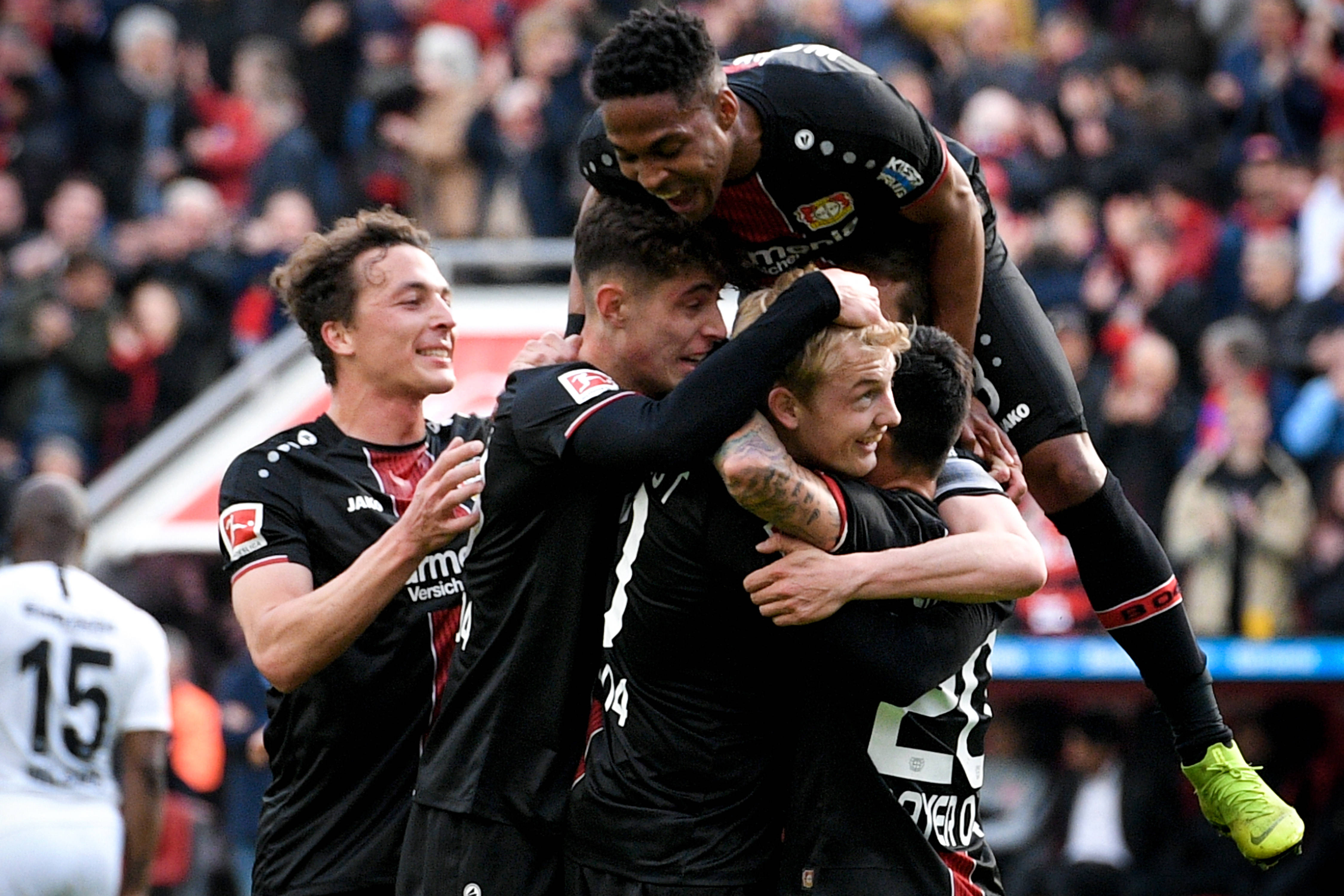 世俱杯分组-法兰克福主场不敌不来梅，遭遇连败