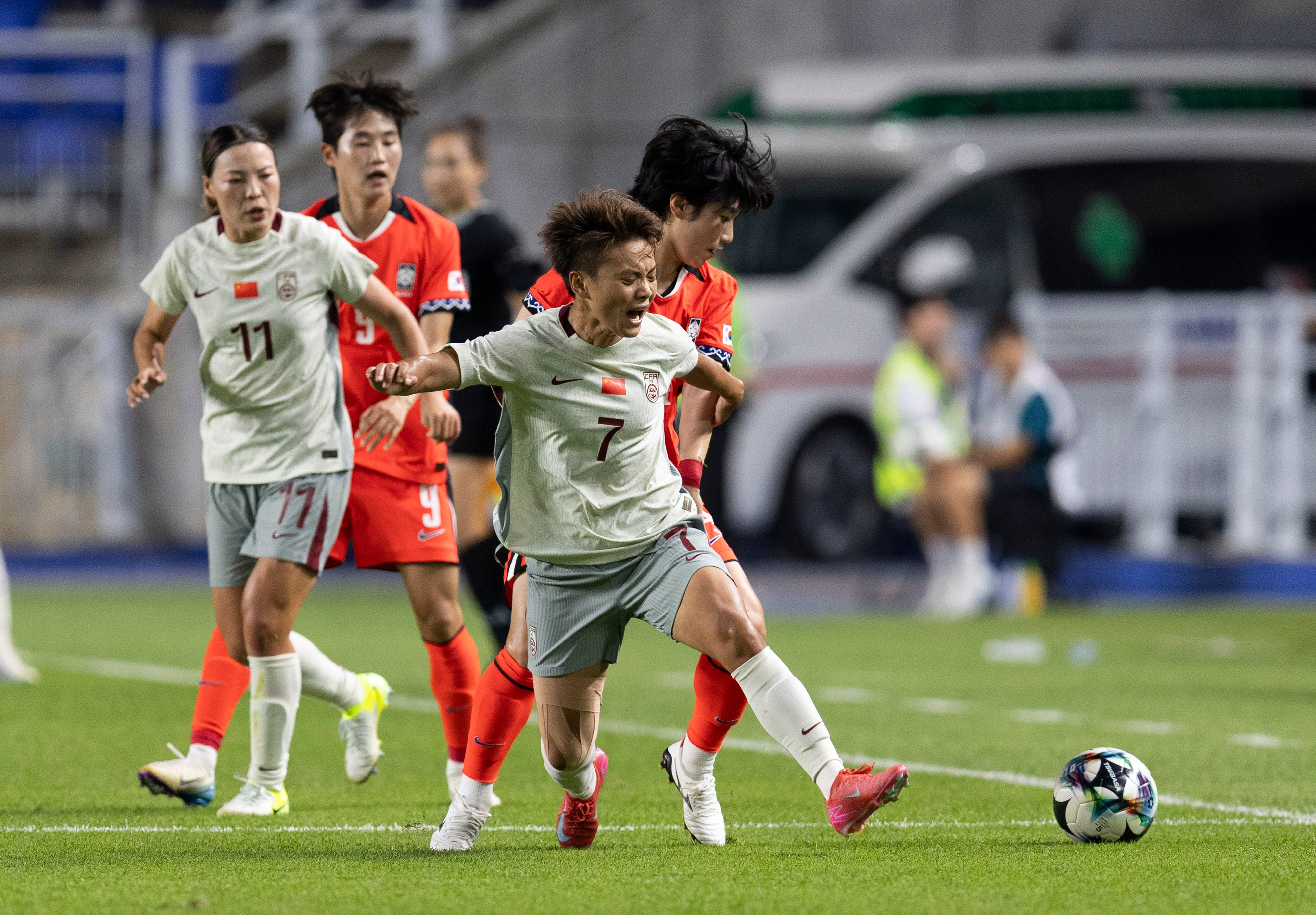 亚洲足球赛场中的最新赛况报道 亚洲足球赛场中的最新赛况报道