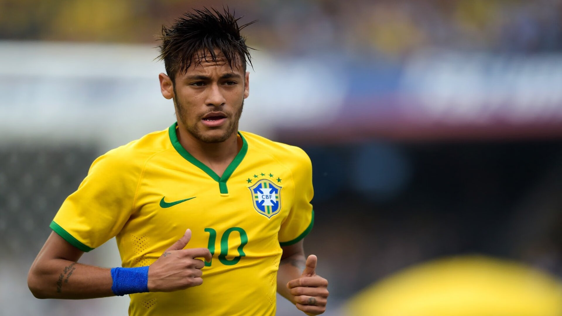 红牛碾压哈斯背后，皮亚斯特里的孤星闪耀