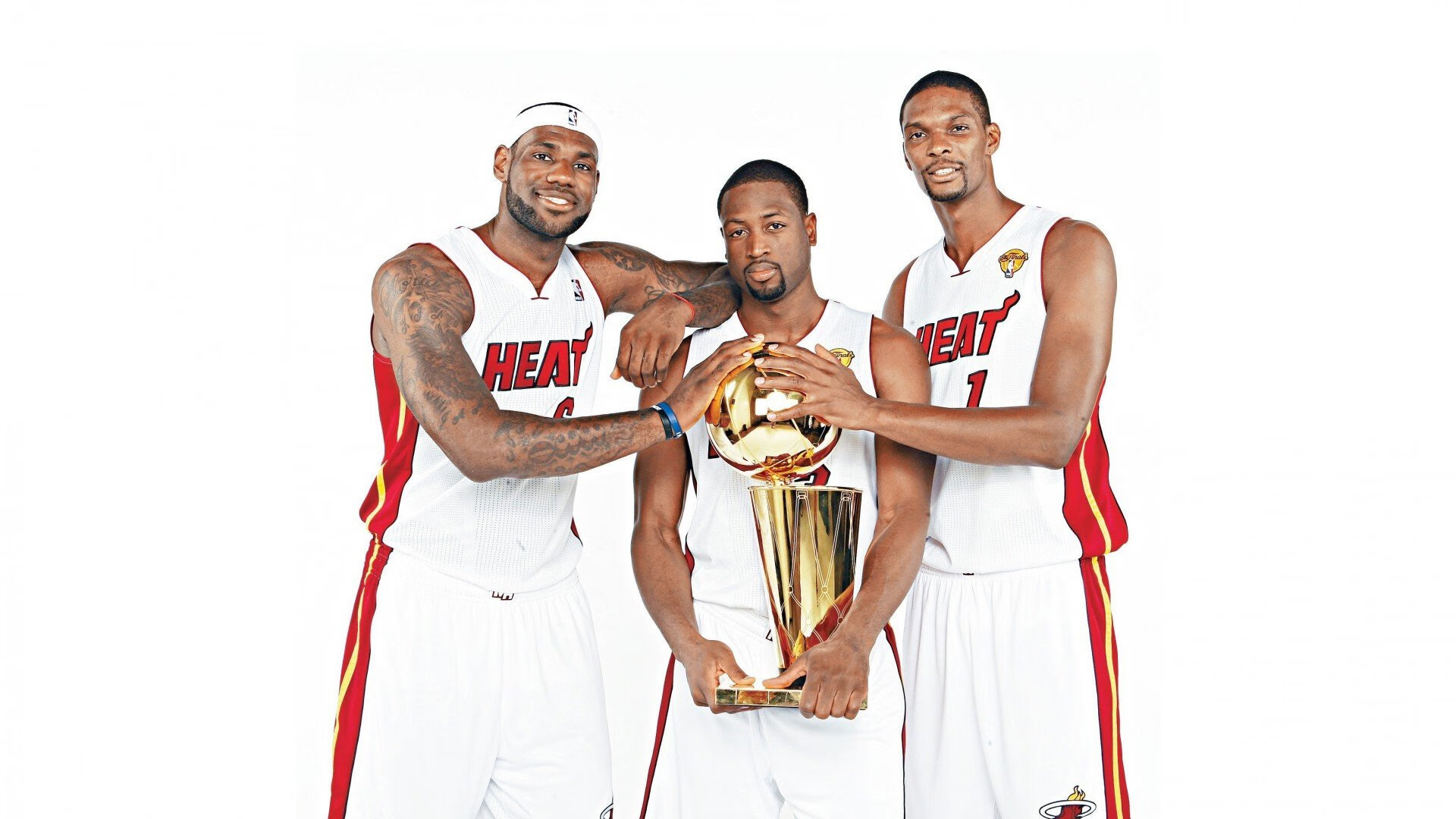 当马龙降临绿茵场，一记乒乓扣杀终结法波鏖战